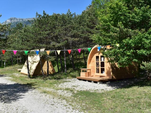 Hôtel Camping La Chabannerie à Saint-Martin-de-Clelles Extérieur photo